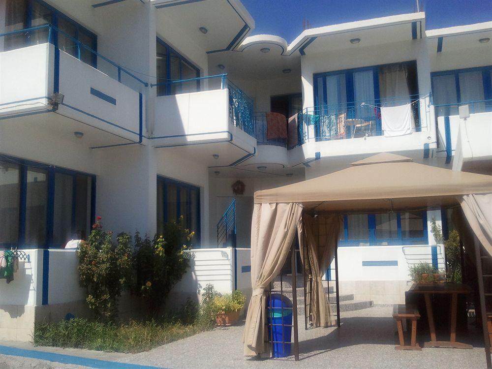 Anastasia Studios, Apartments & Suites อาร์คานเยโลส ภายนอก รูปภาพ